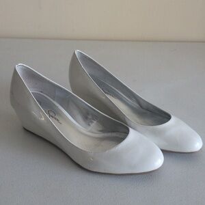 Size 7.5 Jessica Simpson White Patent Wedges